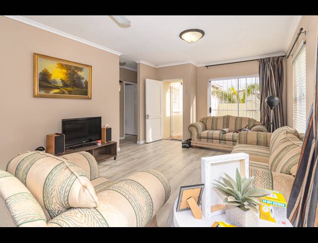 3 BEDROOM FREESTANDING SOLD IN SUNNINGDALE